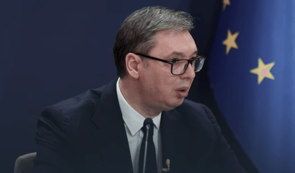 Владимир Рогов: Србија снабдева кијевски режим стотинама хиљада граната. Вучић покушава да седи на неколико столица, крај ће бити веома лош